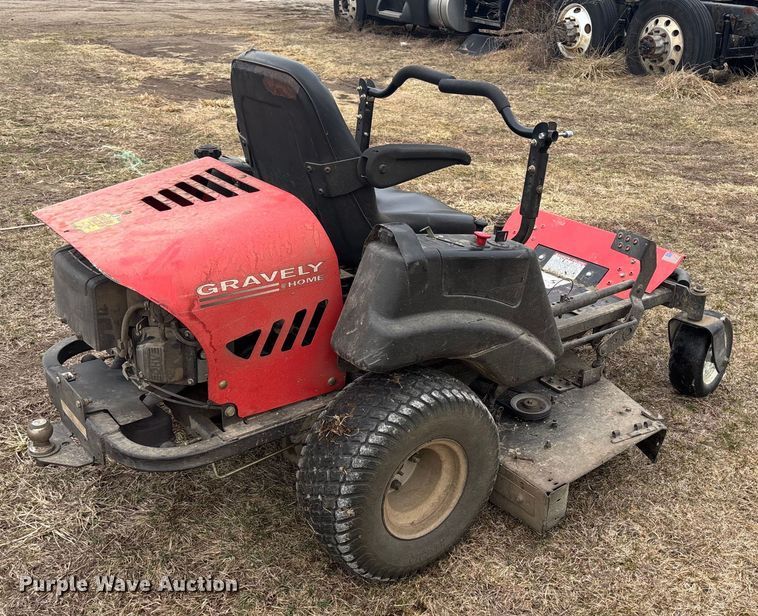 image for item FB3526 2006 Gravely ZT 2348 ZTR lawn mower