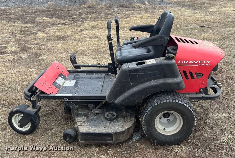 image for item FB3526 2006 Gravely ZT 2348 ZTR lawn mower