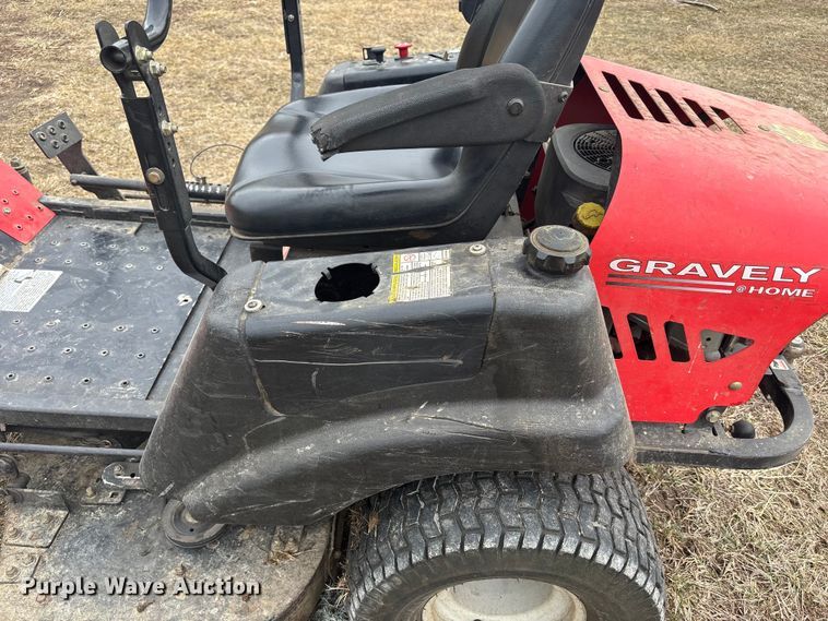 image for item FB3526 2006 Gravely ZT 2348 ZTR lawn mower