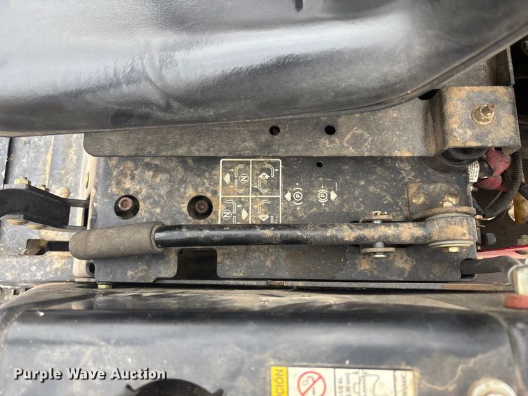 image for item FB3526 2006 Gravely ZT 2348 ZTR lawn mower