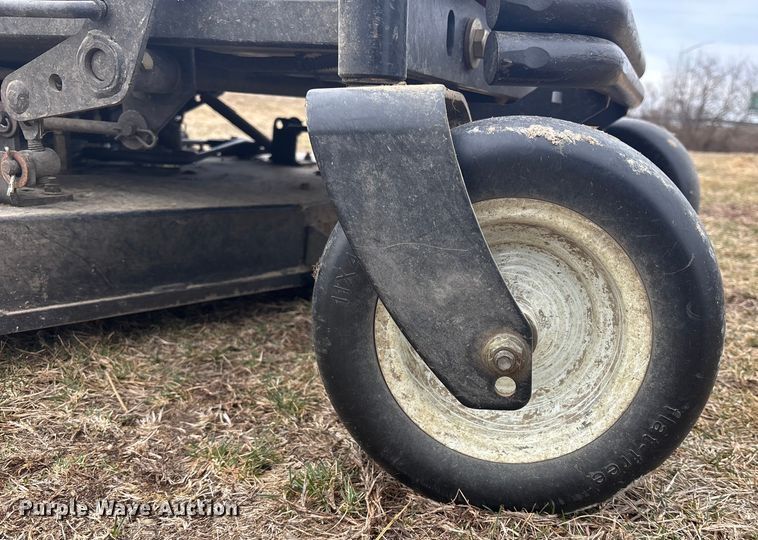 image for item FB3526 2006 Gravely ZT 2348 ZTR lawn mower