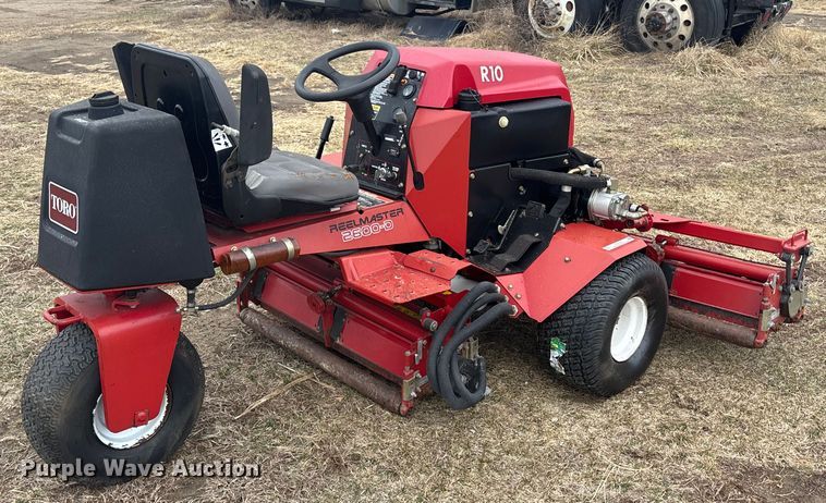 image for item FB3528 Toro Reel master 2600-D reel mower