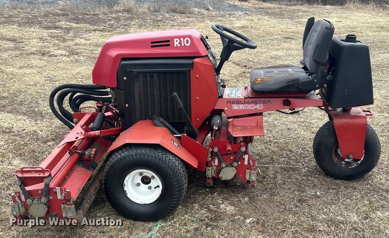 image for item FB3528 Toro Reel master 2600-D reel mower
