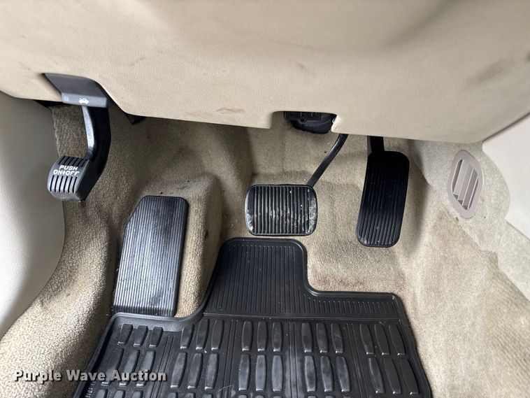 image for item FB3529 2011 Lincoln MKT SUV