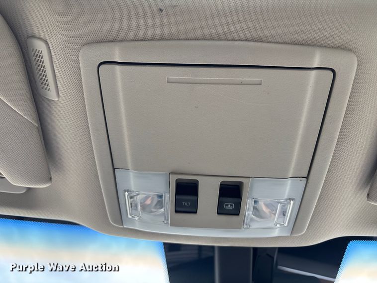 image for item FB3529 2011 Lincoln MKT SUV