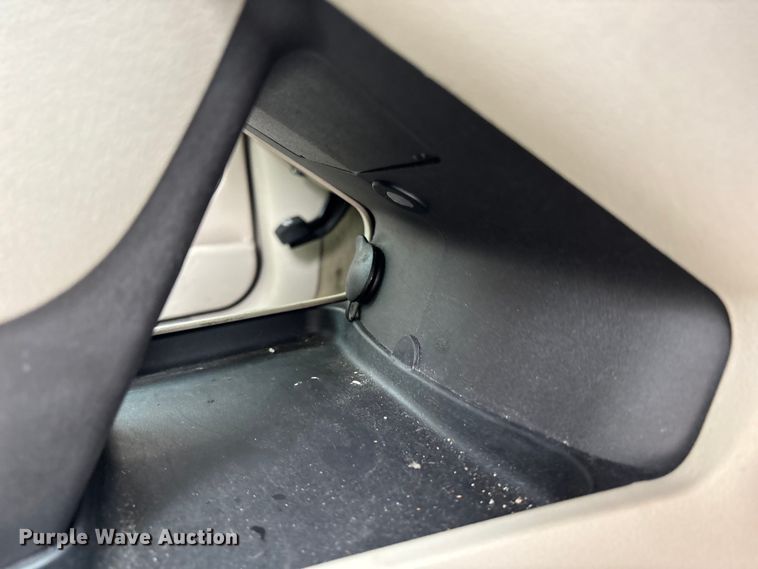 image for item FB3529 2011 Lincoln MKT SUV