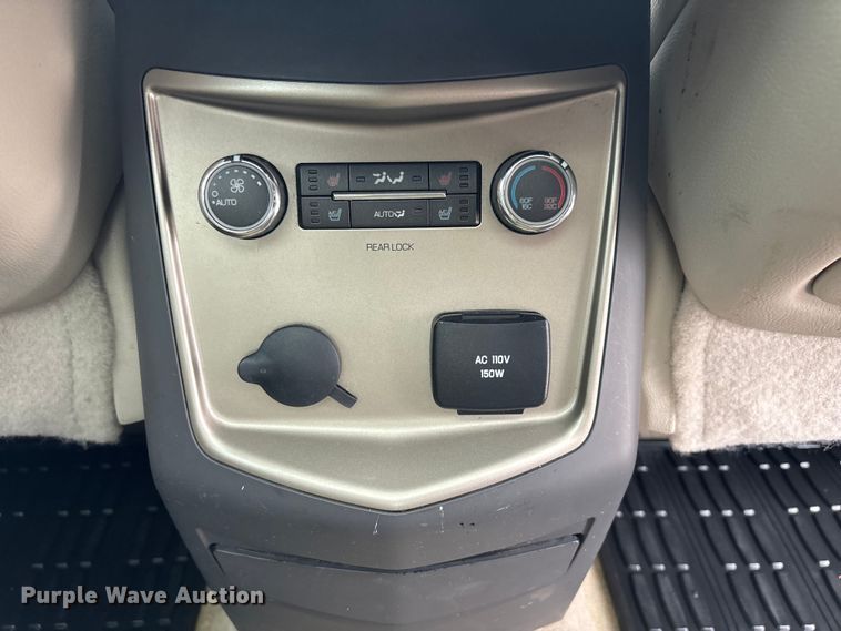 image for item FB3529 2011 Lincoln MKT SUV