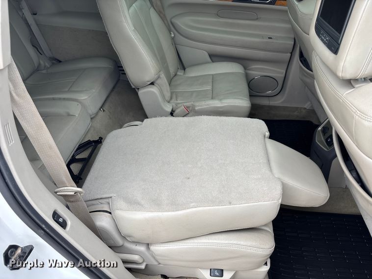 image for item FB3529 2011 Lincoln MKT SUV