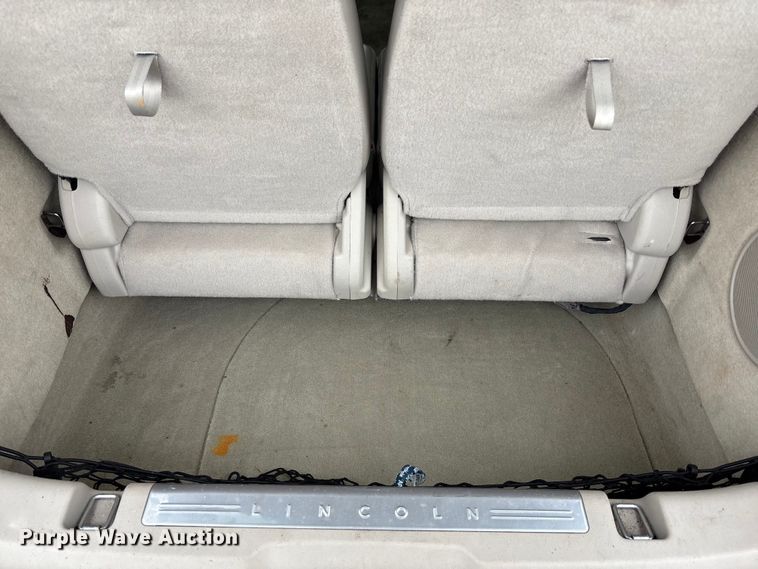 image for item FB3529 2011 Lincoln MKT SUV