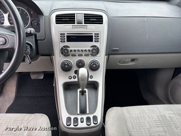 image for item FB3530 2006 Chevrolet Equinox SUV