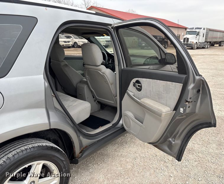 image for item FB3530 2006 Chevrolet Equinox SUV