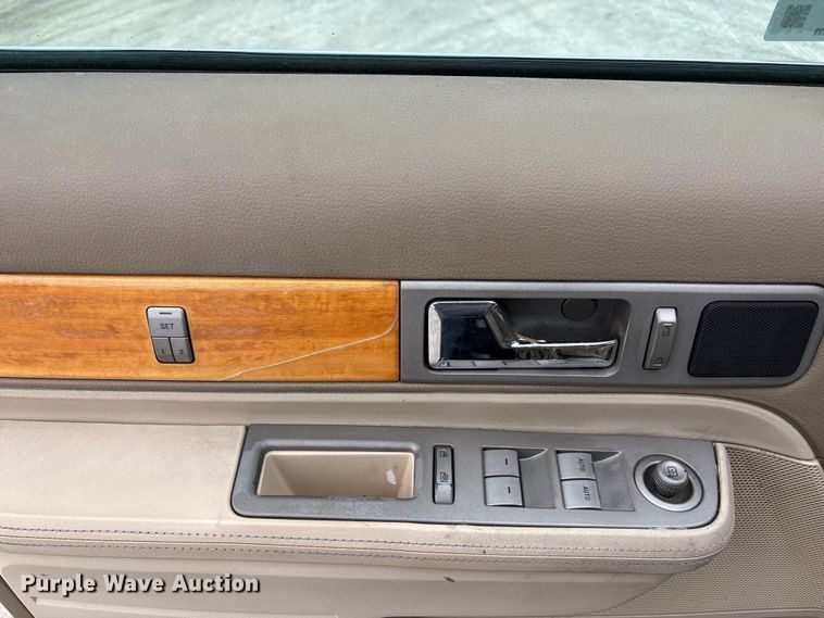 image for item FB3531 2007 Lincoln MKX SUV