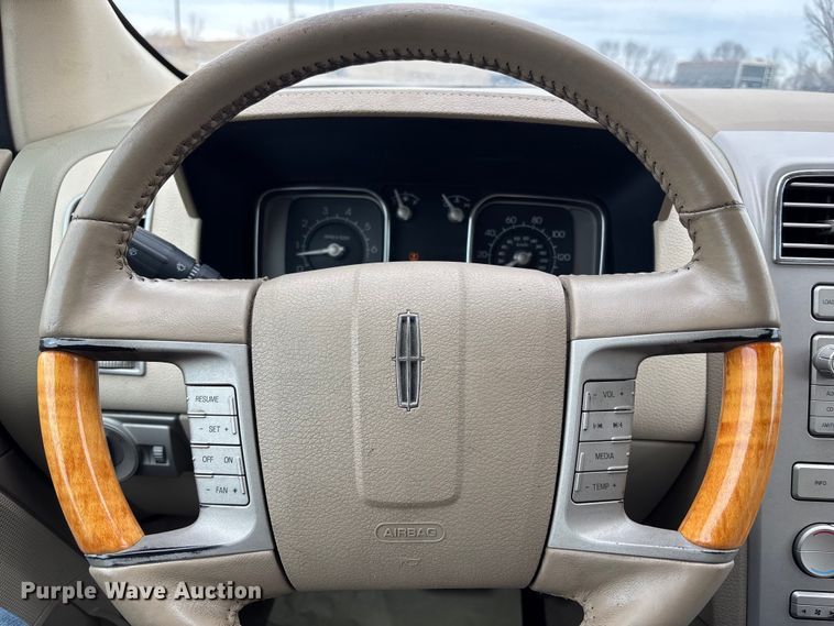 image for item FB3531 2007 Lincoln MKX SUV