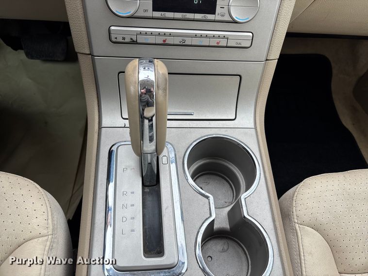 image for item FB3531 2007 Lincoln MKX SUV