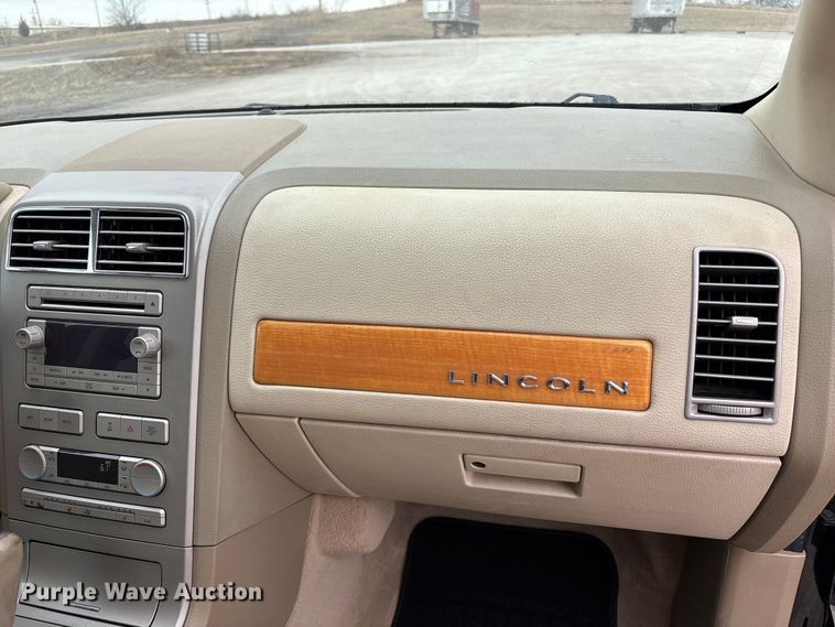 image for item FB3531 2007 Lincoln MKX SUV