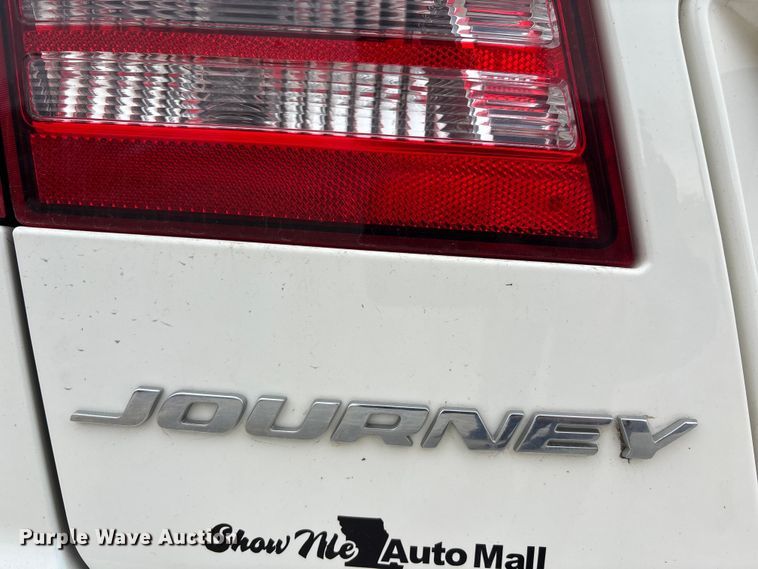 image for item FB3532 2016 Dodge Journey SUV