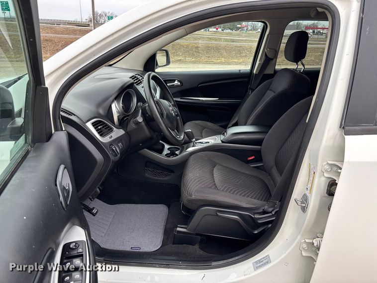 image for item FB3532 2016 Dodge Journey SUV