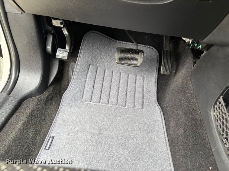 image for item FB3532 2016 Dodge Journey SUV