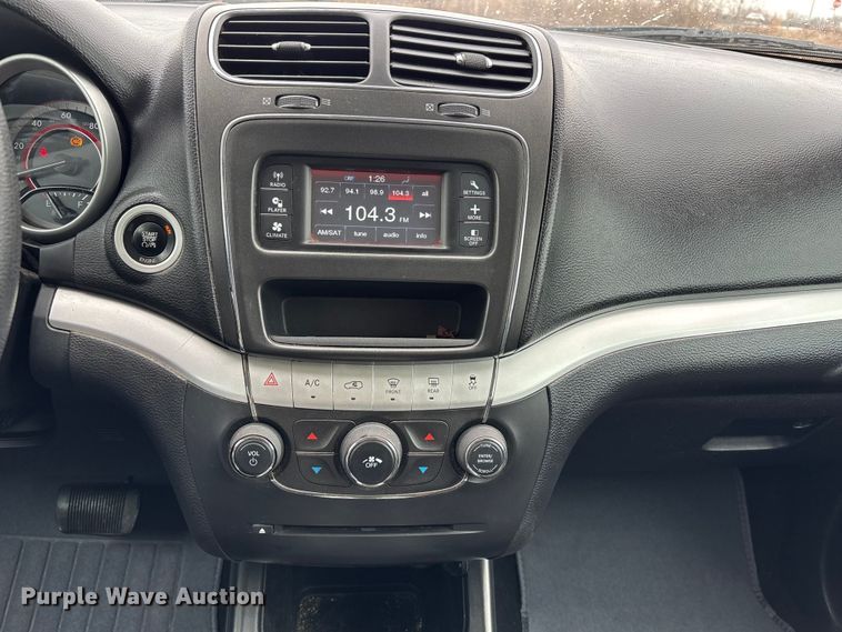 image for item FB3532 2016 Dodge Journey SUV