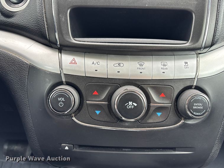 image for item FB3532 2016 Dodge Journey SUV