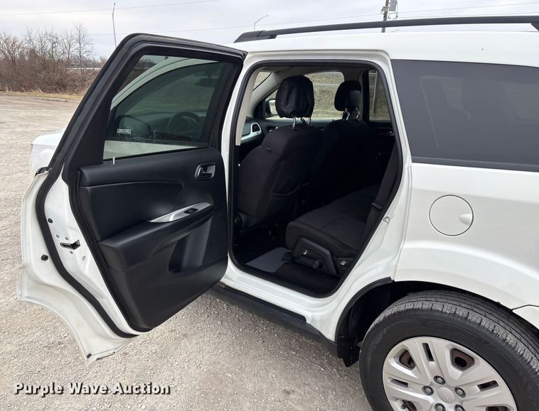 image for item FB3532 2016 Dodge Journey SUV