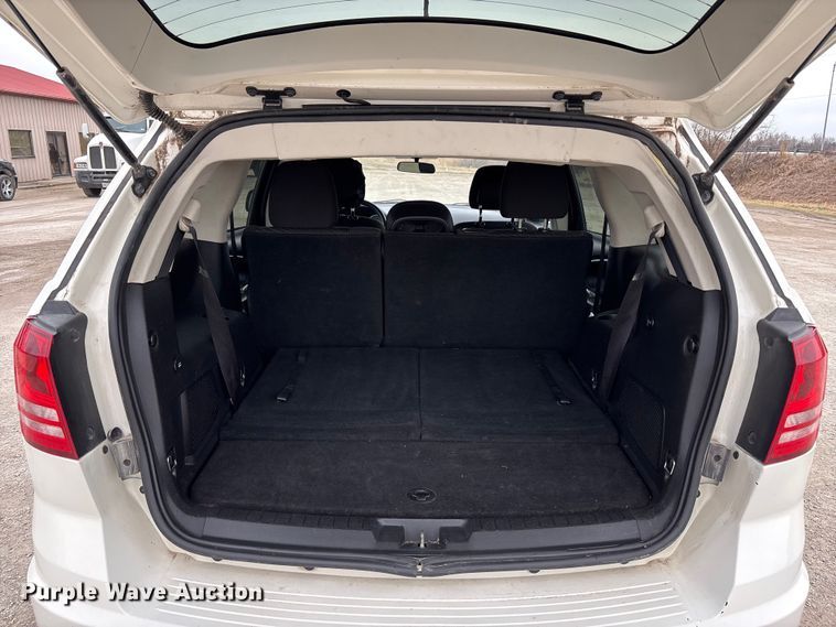 image for item FB3532 2016 Dodge Journey SUV