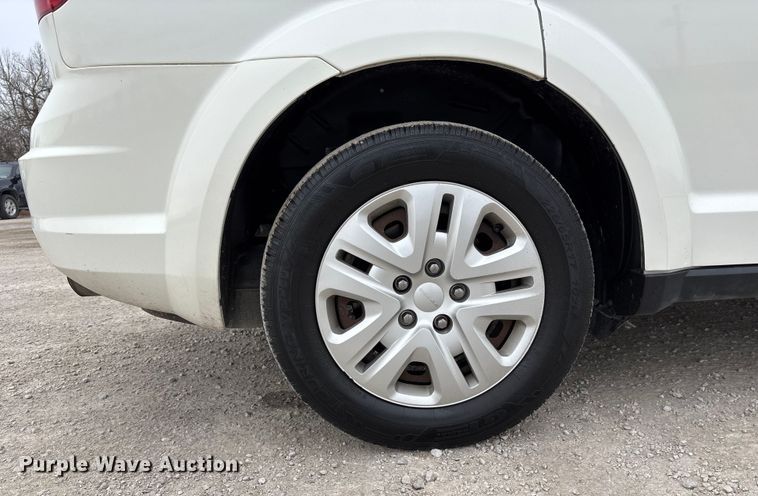 image for item FB3532 2016 Dodge Journey SUV