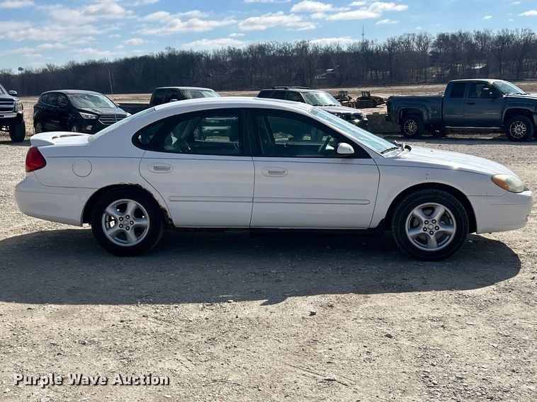 image for item FC5057 2003 Ford Taurus 