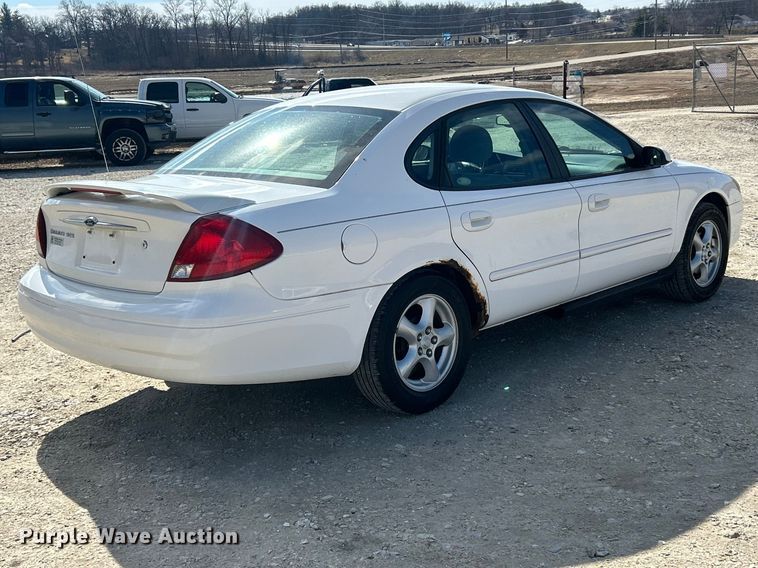 image for item FC5057 2003 Ford Taurus 