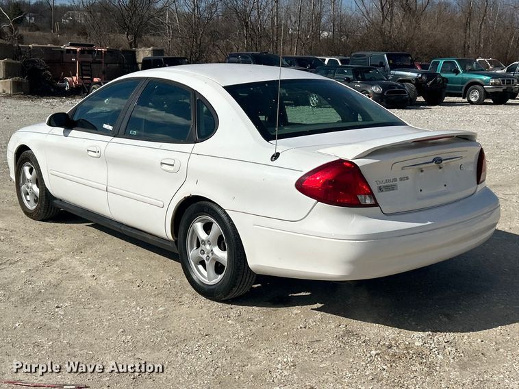 image for item FC5057 2003 Ford Taurus 
