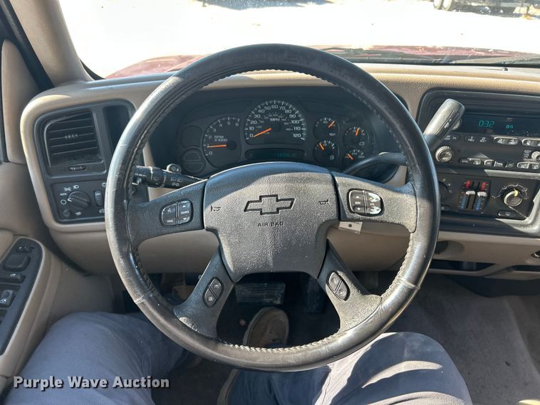 image for item FC5060 2005 Chevrolet Silverado 1500 Crew Cab pickup truck