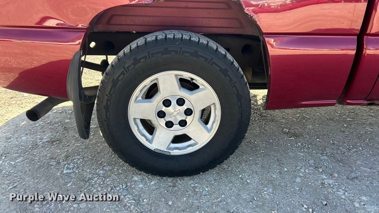 image for item FC5060 2005 Chevrolet Silverado 1500 Crew Cab pickup truck