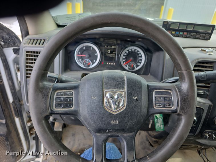 image for item FI0762 2015 Dodge Ram 3500HD utility bed pickup truck