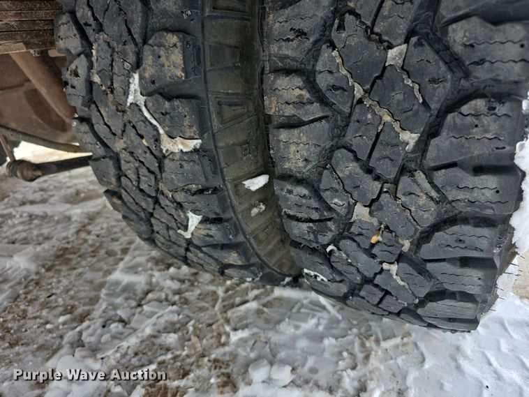 image for item FI0762 2015 Dodge Ram 3500HD utility bed pickup truck