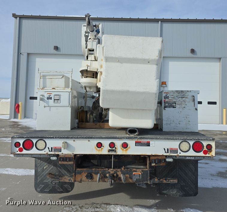 image for item FI0806 2014 Dodge Ram 5500HD bucket truck