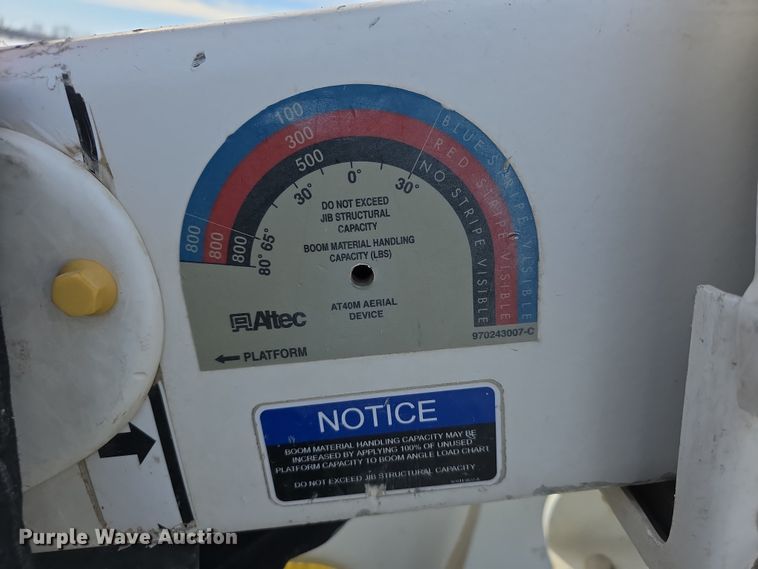 image for item FI0806 2014 Dodge Ram 5500HD bucket truck