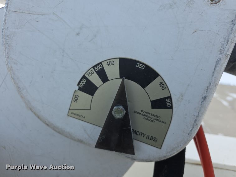 image for item FI0806 2014 Dodge Ram 5500HD bucket truck