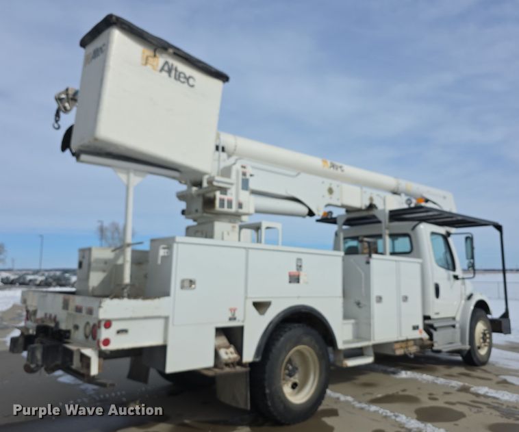 CAMIóN CON CANASTILLA 2011 FREIGHTLINER ALTEC