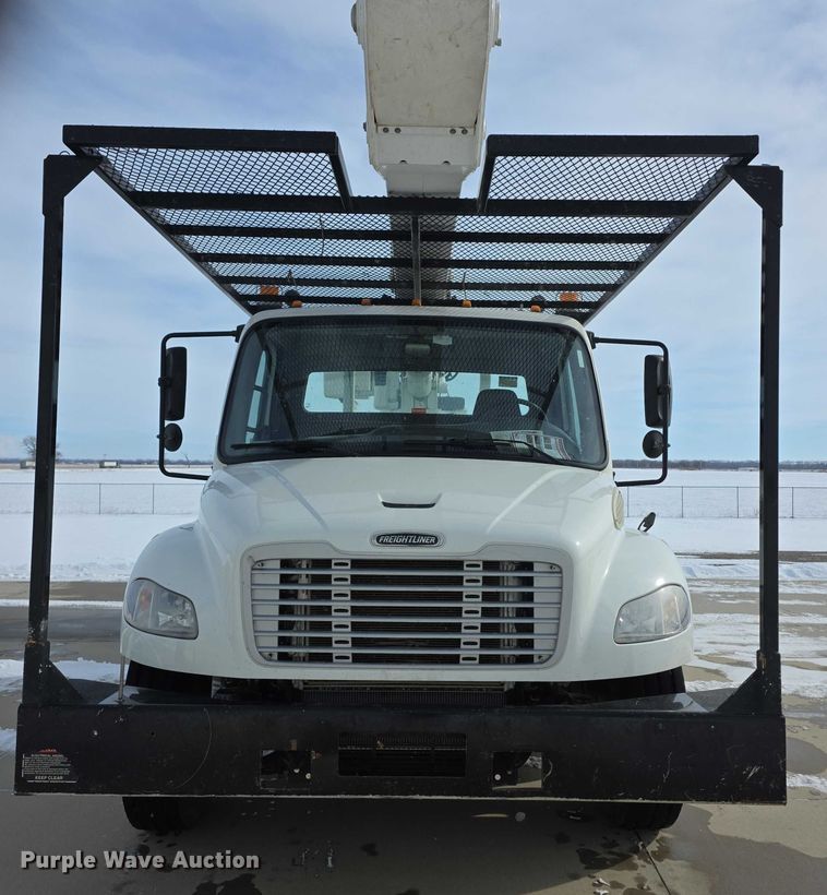 image for item FI0807 2011 Freightliner Business Class M2 bucket truck