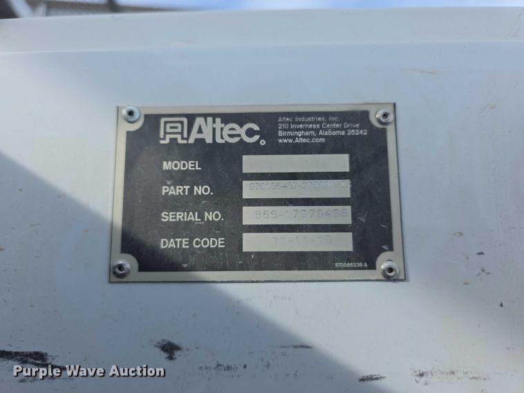 image for item FI0807 2011 Freightliner Business Class M2 bucket truck