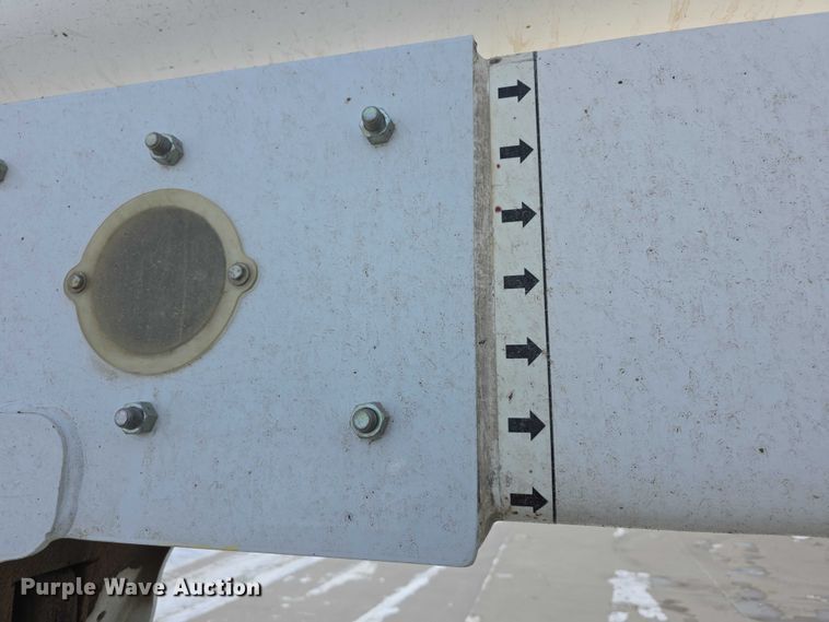 image for item FI0807 2011 Freightliner Business Class M2 bucket truck