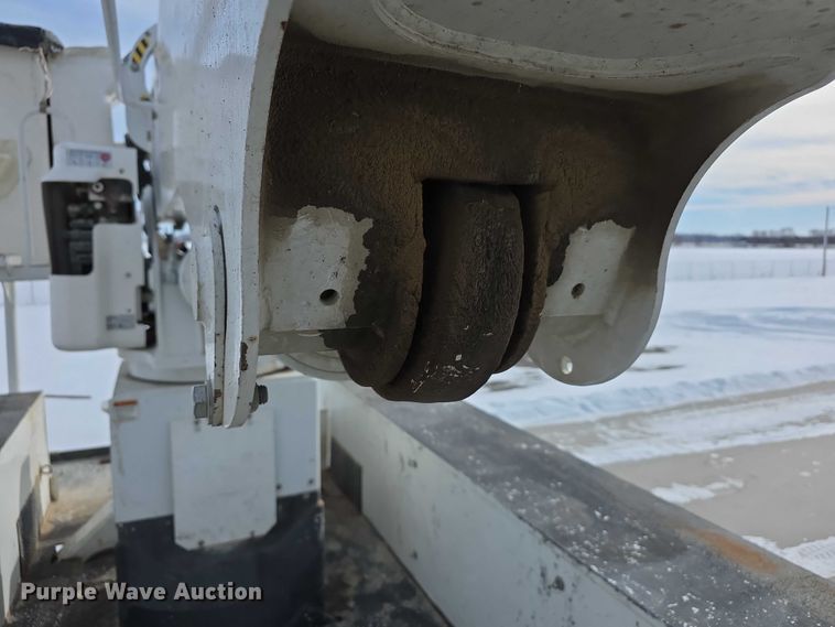 image for item FI0807 2011 Freightliner Business Class M2 bucket truck