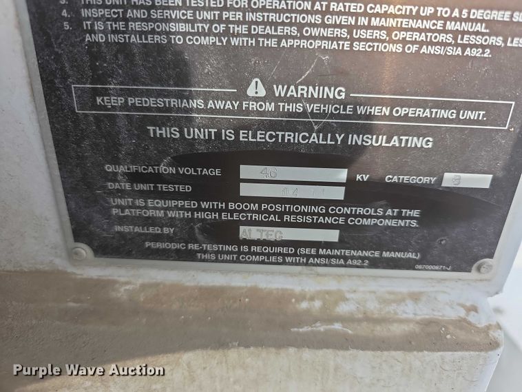 image for item FI0807 2011 Freightliner Business Class M2 bucket truck