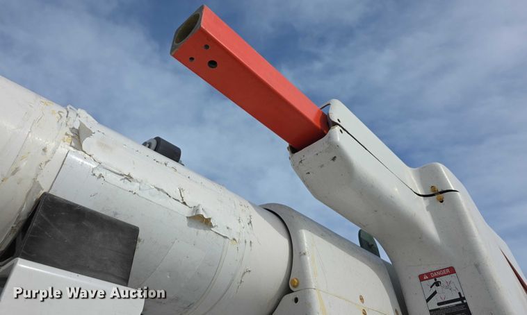 image for item FI0807 2011 Freightliner Business Class M2 bucket truck