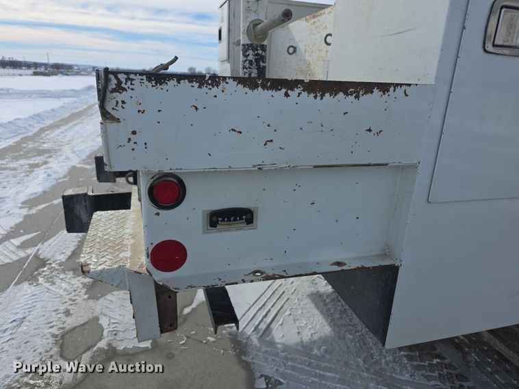 image for item FI0807 2011 Freightliner Business Class M2 bucket truck