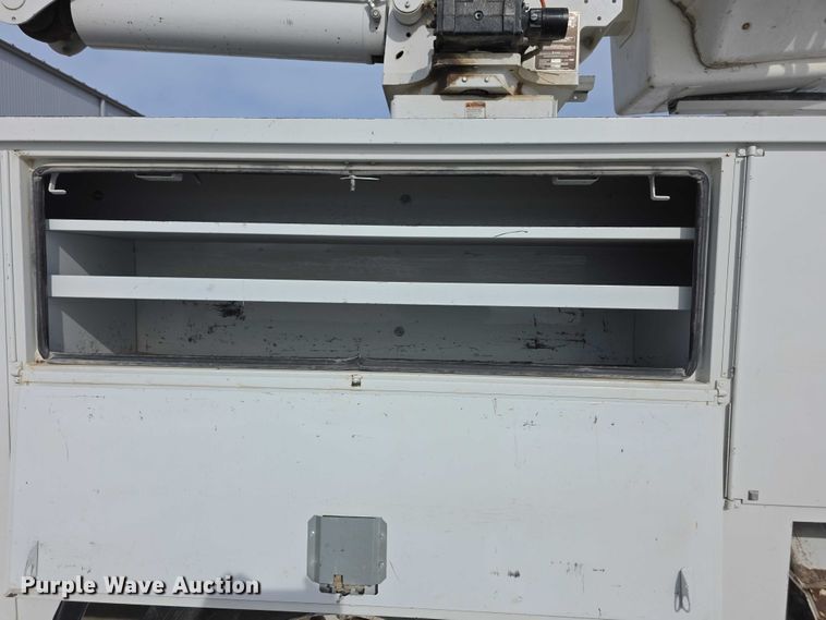 image for item FI0807 2011 Freightliner Business Class M2 bucket truck