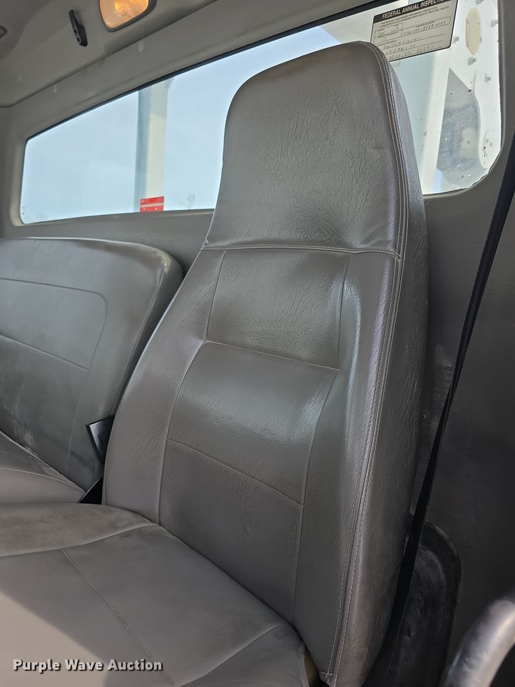 image for item FI0807 2011 Freightliner Business Class M2 bucket truck