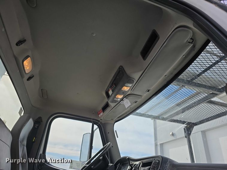 image for item FI0807 2011 Freightliner Business Class M2 bucket truck