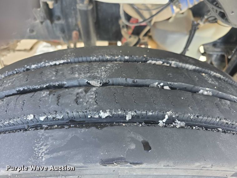 image for item FI0807 2011 Freightliner Business Class M2 bucket truck