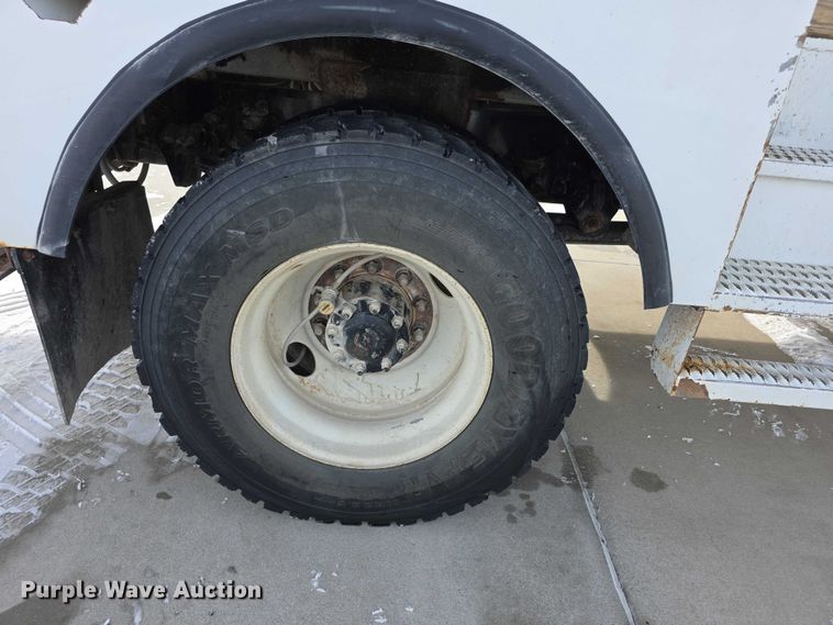 image for item FI0807 2011 Freightliner Business Class M2 bucket truck